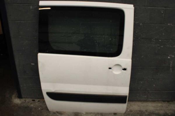 PORTE LATERALE DROITE CITROEN JUMPY / PEUGEOT EXPERT / FIAT SCUDO 2007-2016 ( VITREE ) - Vue 1
